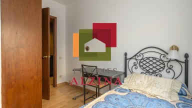 ¡Gran Piso Exterior  con 4 Habitaciones, Ascensor, Piscina  y Plaza de Parking!