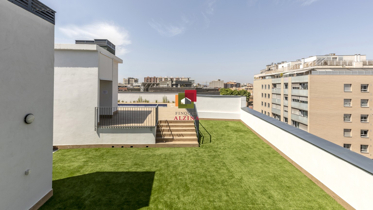 ¡Exclusivo  DUPLEX  en promoción   de Obra Nueva, a un Paso de Barcelona!