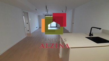 "Exclusiu  DUPLEX en promoció d'Obra Nova, a un Pas de Barcelona"