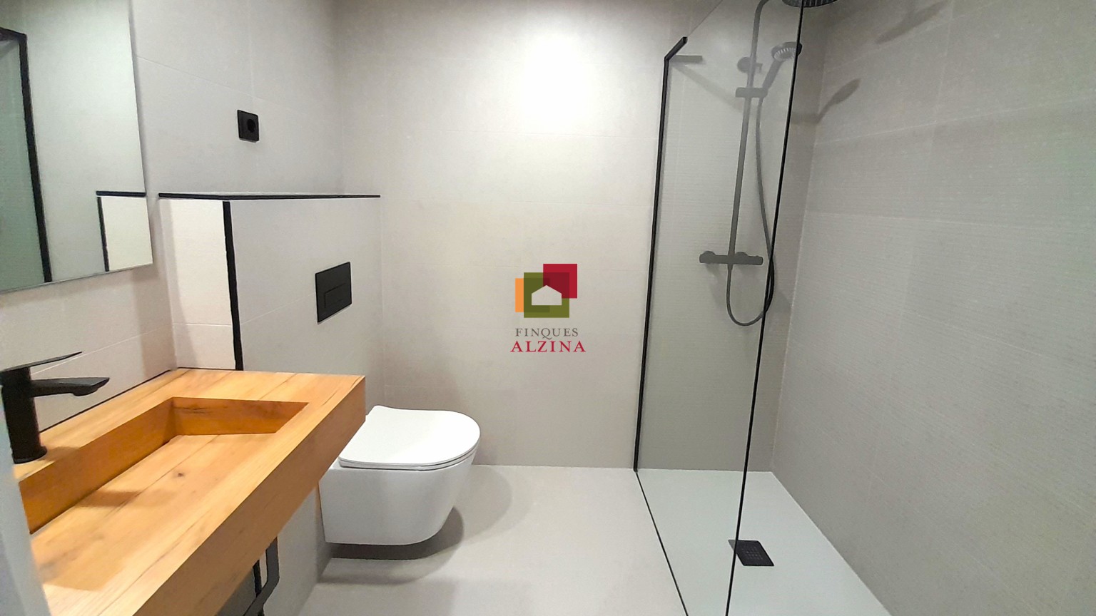 ¡Magnífica Promoción de Obra Nueva en Santa Eulalia, a un Paso de Barcelona!