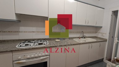 Vivienda familiar con potencial en excelente zona