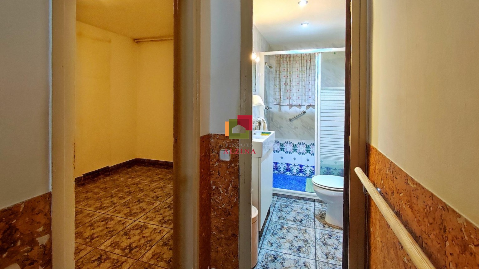Vivienda con extraordinario patio
