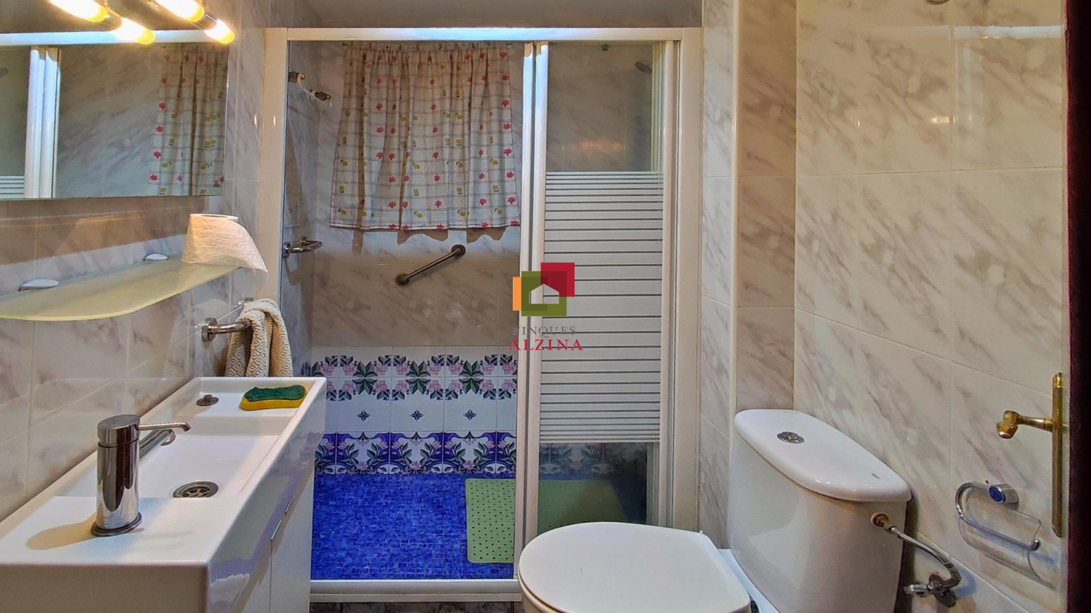 Vivienda con extraordinario patio