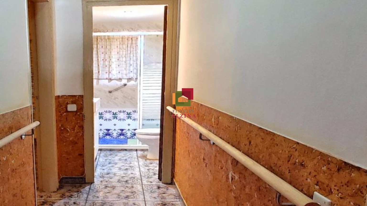 Vivienda con extraordinario patio