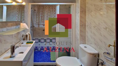 Vivienda con extraordinario patio