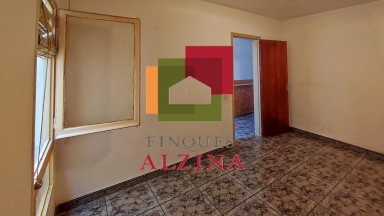 Vivienda con extraordinario patio