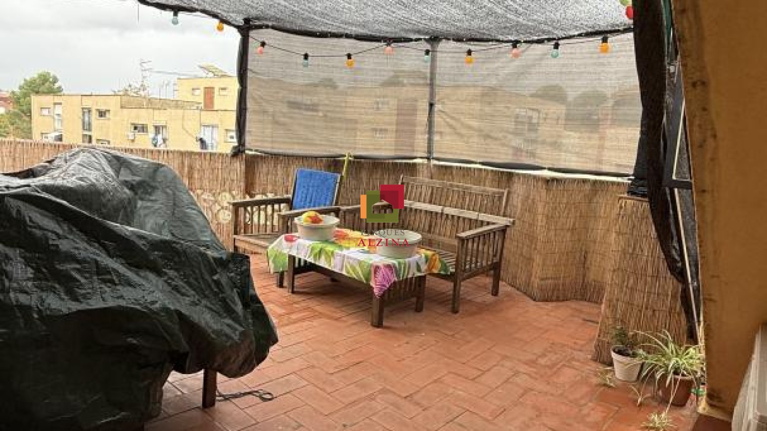 Edificio en venta en bloque