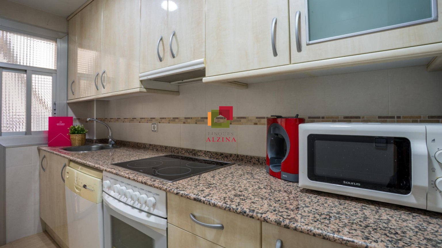 DONDE LA LUZ TE DA LA BIENVENIDA CADA DÍA.