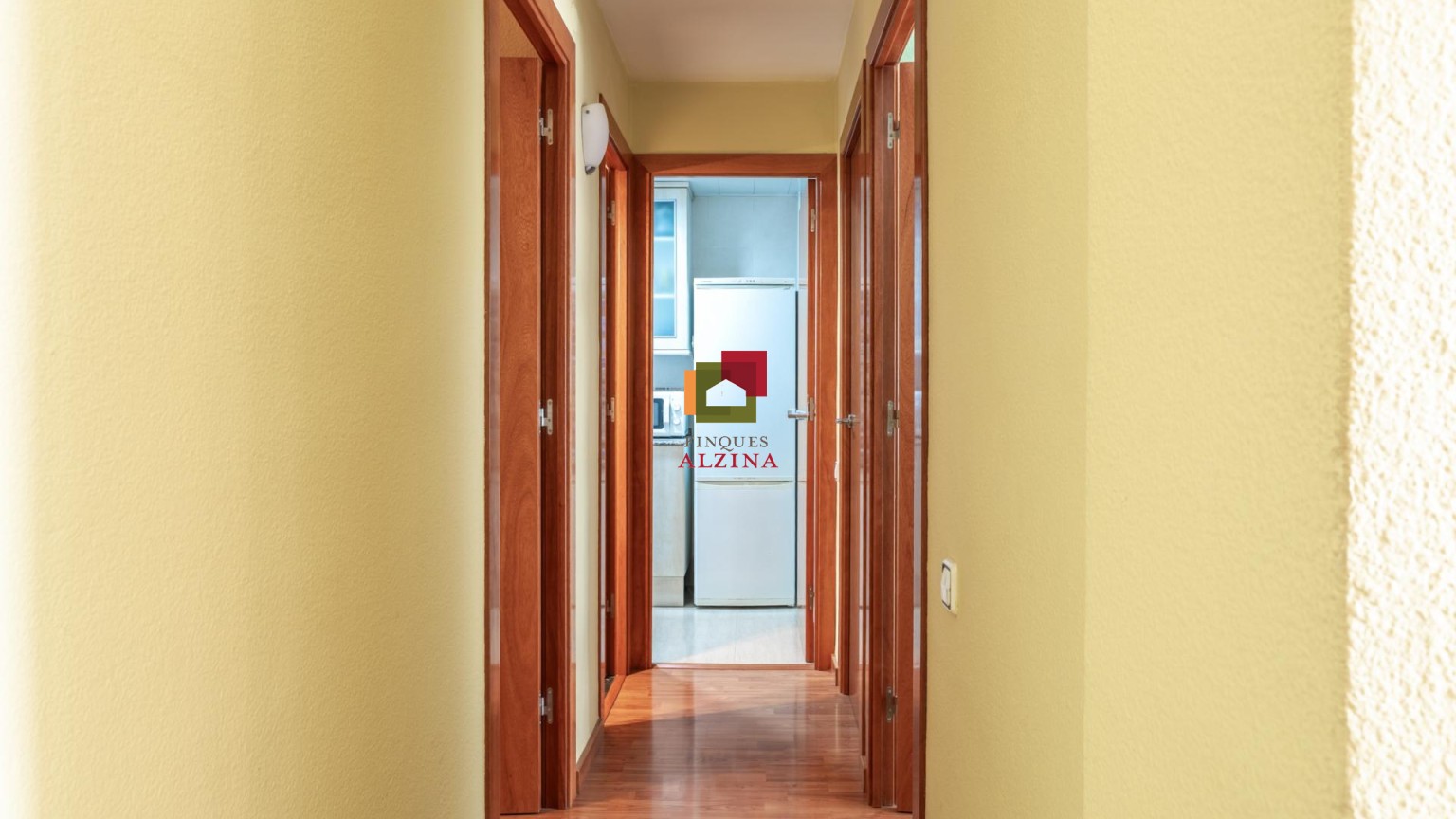 DONDE LA LUZ TE DA LA BIENVENIDA CADA DÍA.