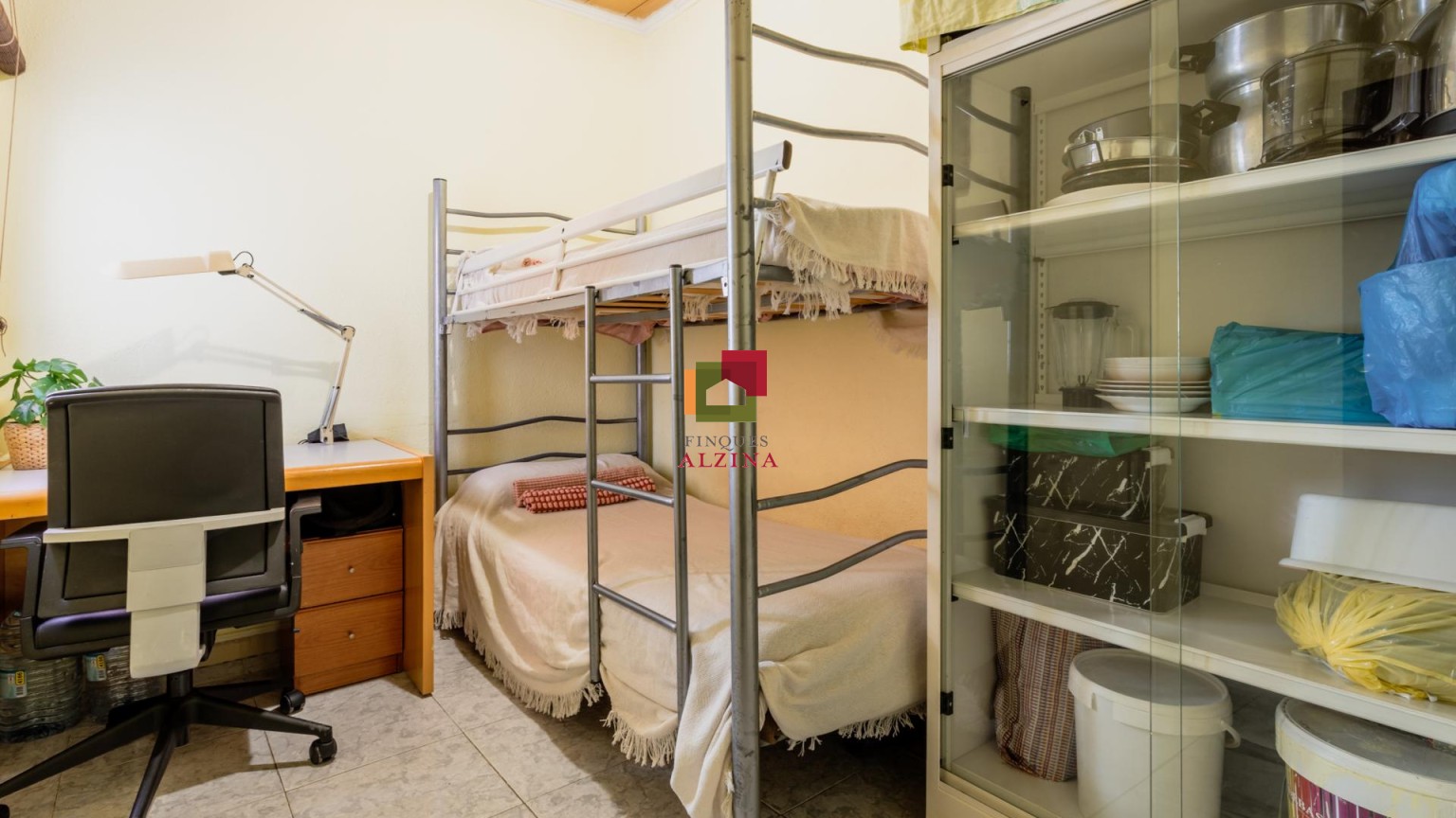 UN HOGAR QUE ENAMORA POR SU LUZ Y CALIDEZ