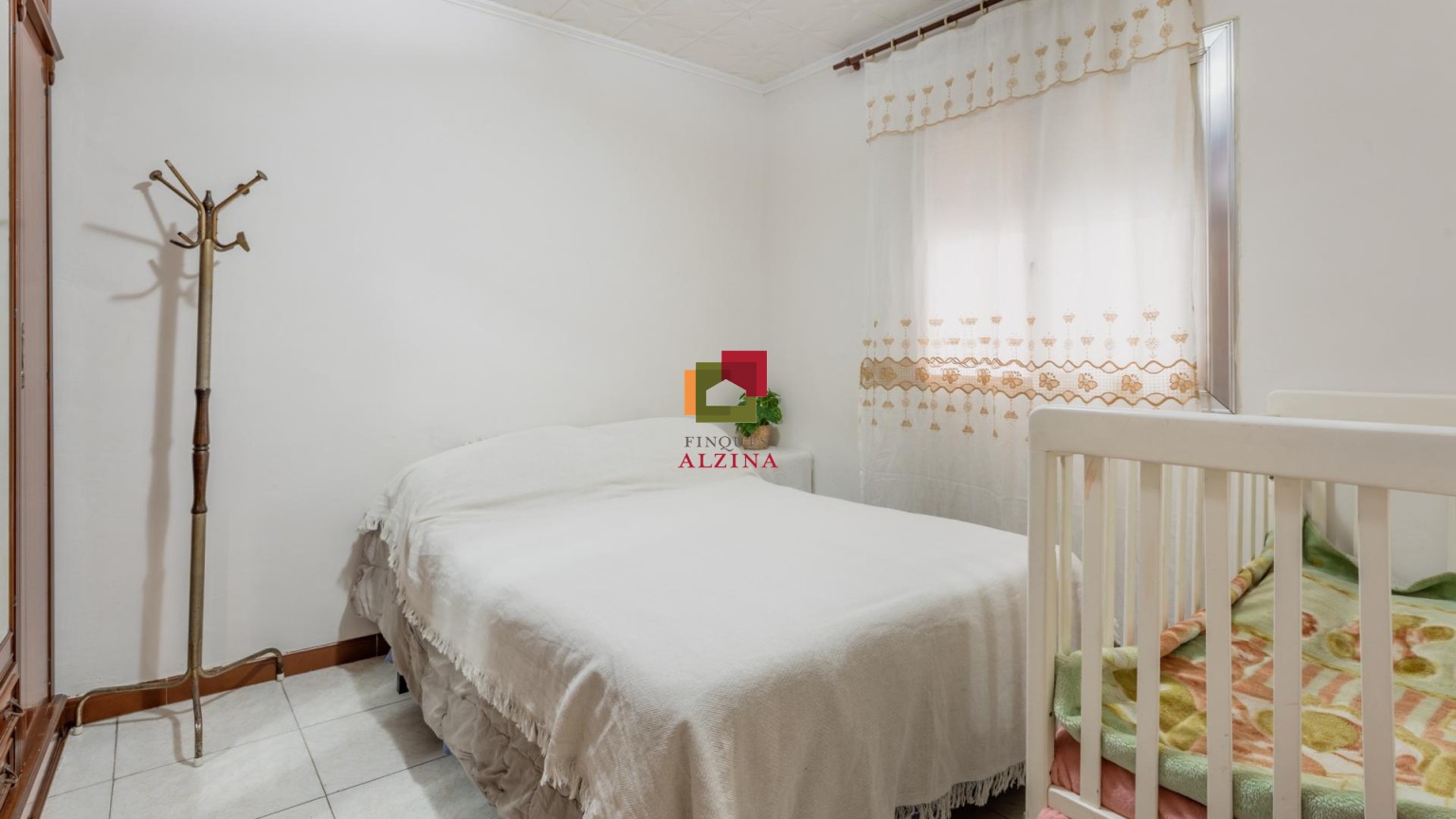 UN HOGAR QUE ENAMORA POR SU LUZ Y CALIDEZ