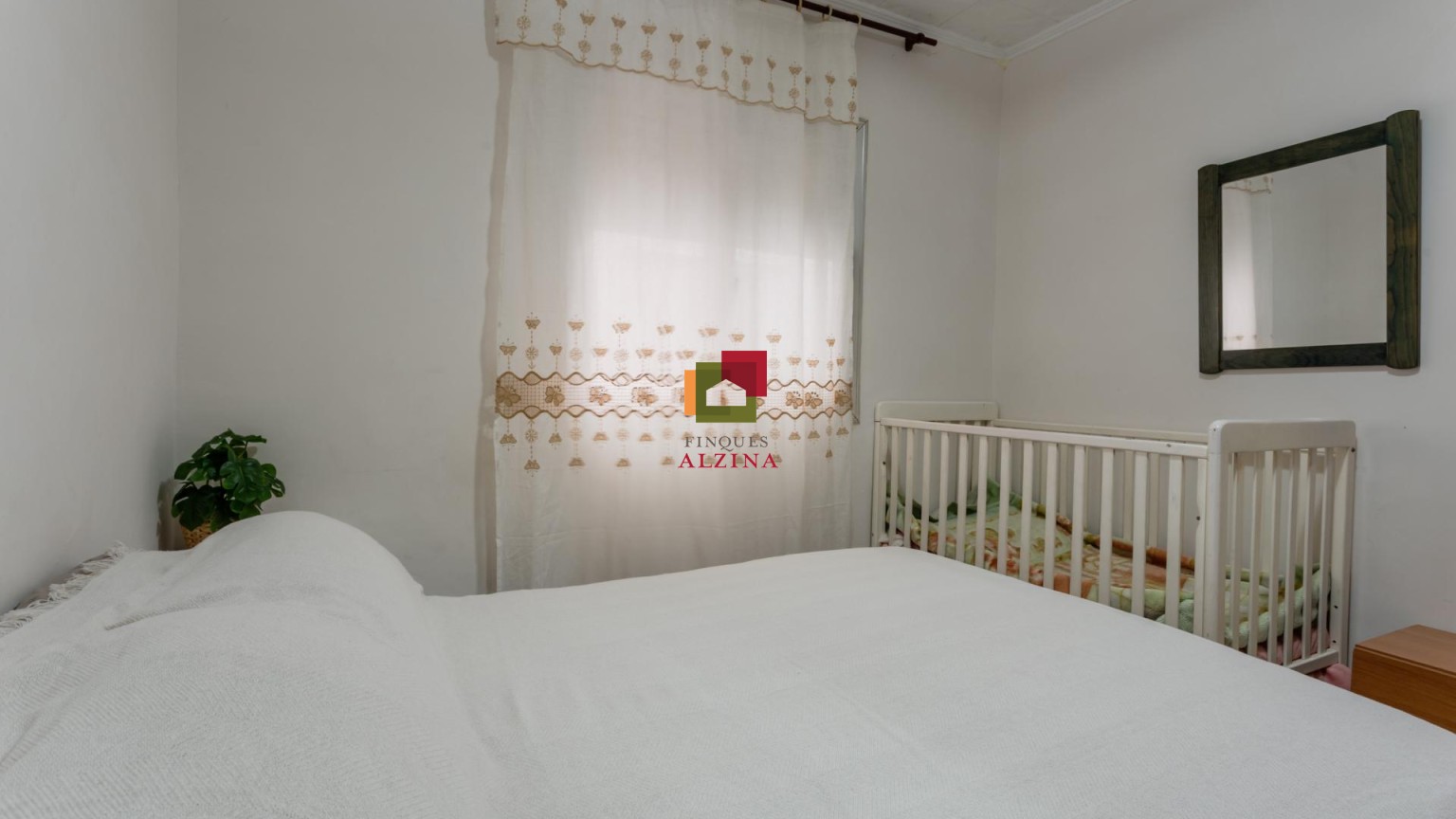 UN HOGAR QUE ENAMORA POR SU LUZ Y CALIDEZ