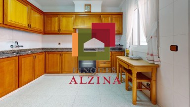 UNA CASA AMPLIA PARA VIVIR, DISFRUTAR Y SOÑAR