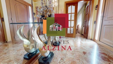 UNA CASA AMPLIA PARA VIVIR, DISFRUTAR Y SOÑAR