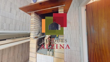 UNA CASA AMPLIA PARA VIVIR, DISFRUTAR Y SOÑAR