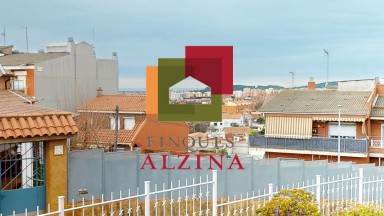 UNA CASA AMPLIA PARA VIVIR, DISFRUTAR Y SOÑAR