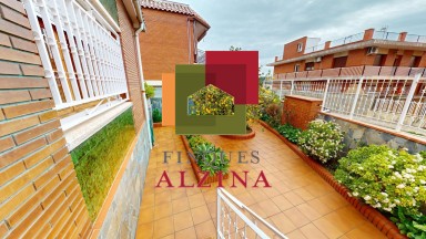 UNA CASA AMPLIA PARA VIVIR, DISFRUTAR Y SOÑAR