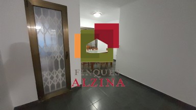 PLANTA BAIXA AMB PATI AMPLI