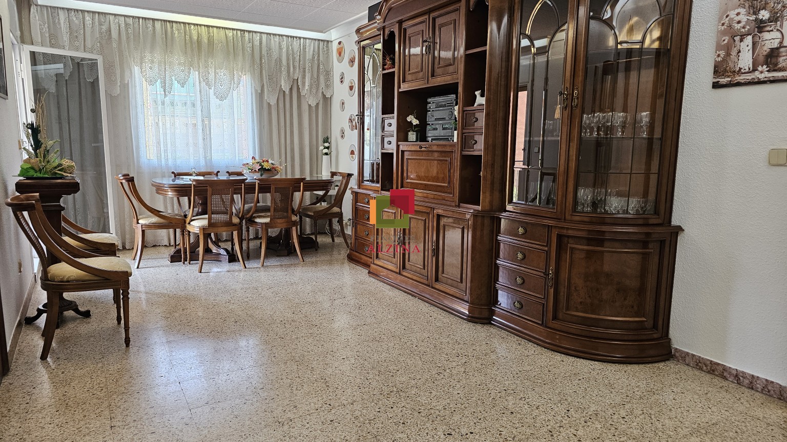 PISO ADAPTADO PARA MOVILIDAD REDUCIDA EN ZONA TRANQUILA Y DESPEJADA