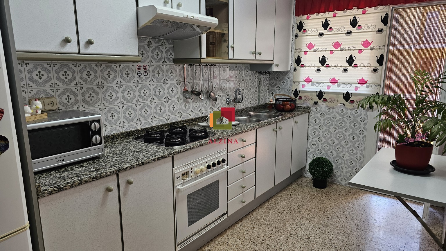 PISO ADAPTADO PARA MOVILIDAD REDUCIDA EN ZONA TRANQUILA Y DESPEJADA