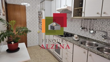 PISO ADAPTADO PARA MOVILIDAD REDUCIDA EN ZONA TRANQUILA Y DESPEJADA