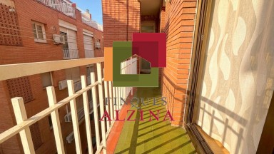 LUMINOSO PISO REFORMADO CON BALCÓN JUNTO A RAMBLA JUST OLIVERAS