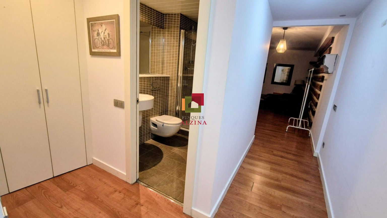 Exclusivo piso en el corazón de Barcelona, a un minuto de Portal del Ángel y Plaza Catalunya