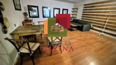 Exclusivo piso en el corazón de Barcelona, a un minuto de Portal del Ángel y Plaza Catalunya