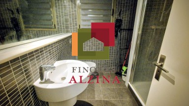 Exclusivo piso en el corazón de Barcelona, a un minuto de Portal del Ángel y Plaza Catalunya