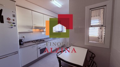PISO LUMINOSO CON BALCÓN EN UNA DE LAS MILLORES ZONAS DE CORNELLÀ.