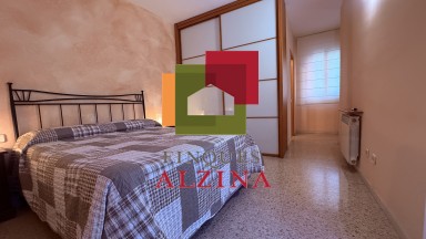 PISO LUMINOSO CON BALCÓN EN UNA DE LAS MILLORES ZONAS DE CORNELLÀ.