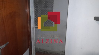 Planta baixa a Pubilla Cases amb llogater – inversió amb rendibilitat garantida