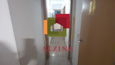 Planta baixa a Pubilla Cases amb llogater – inversió amb rendibilitat garantida
