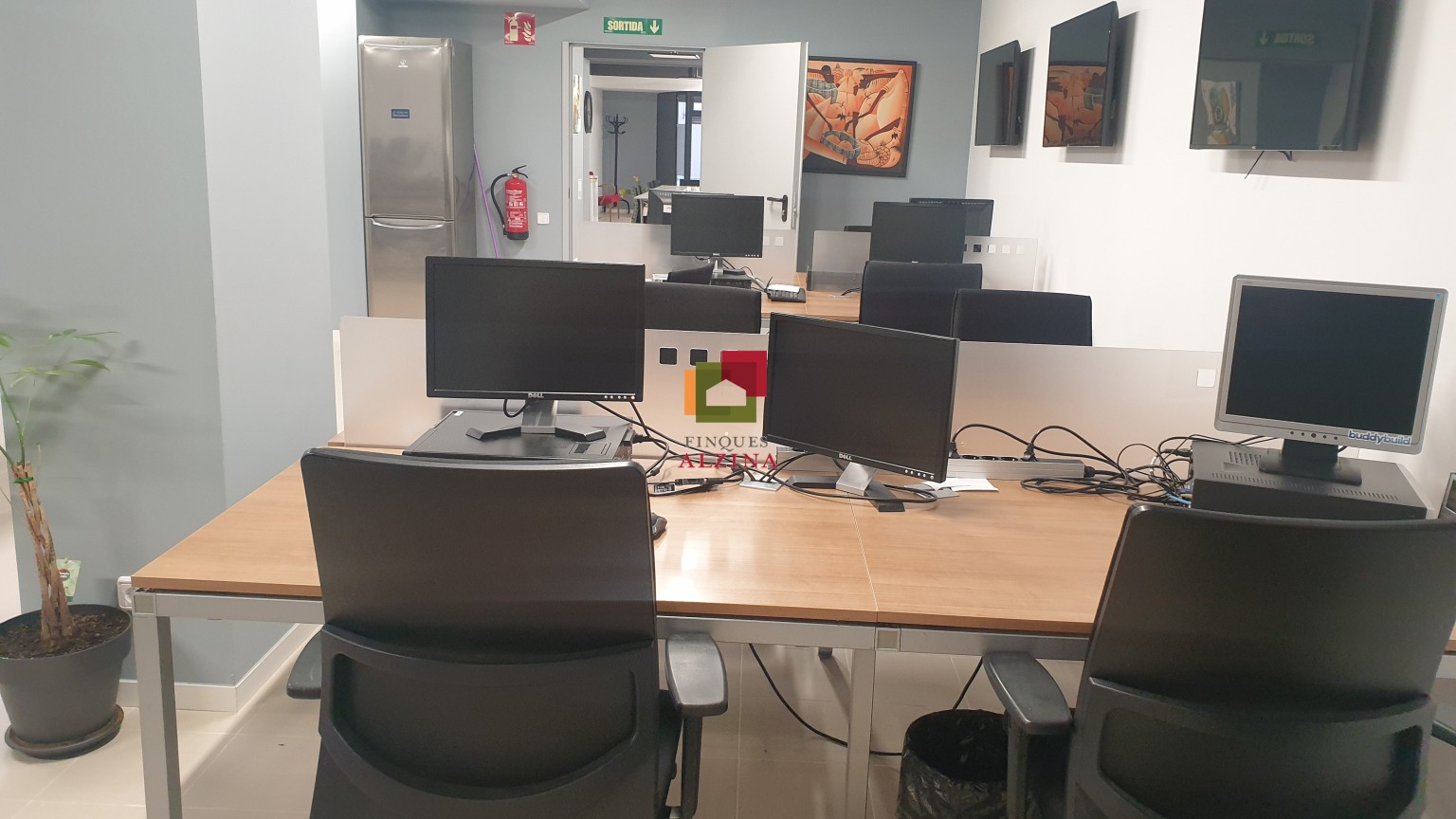 On neixen els projectes grans – Local premium a Esplugues