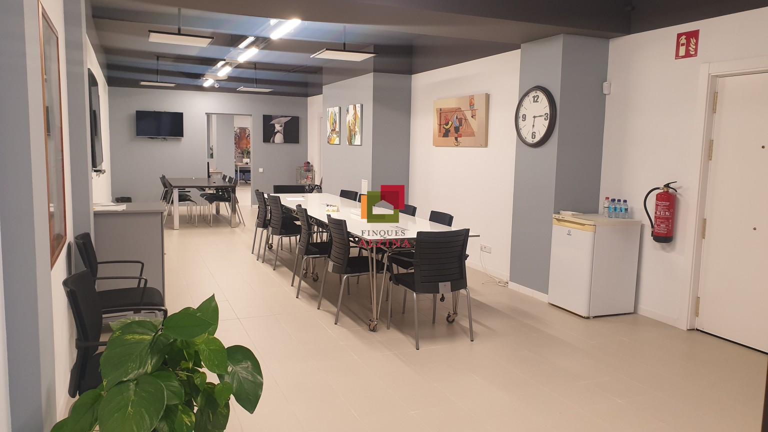 On neixen els projectes grans – Local premium a Esplugues