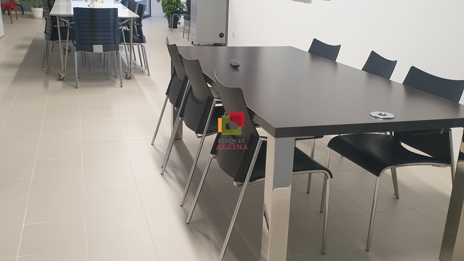 On neixen els projectes grans – Local premium a Esplugues