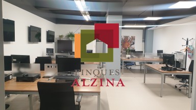 On neixen els projectes grans – Local premium a Esplugues