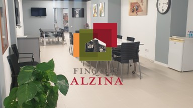 On neixen els projectes grans – Local premium a Esplugues