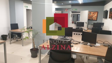 On neixen els projectes grans – Local premium a Esplugues
