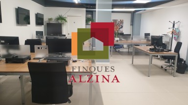 On neixen els projectes grans – Local premium a Esplugues