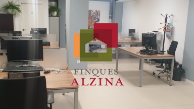 On neixen els projectes grans – Local premium a Esplugues