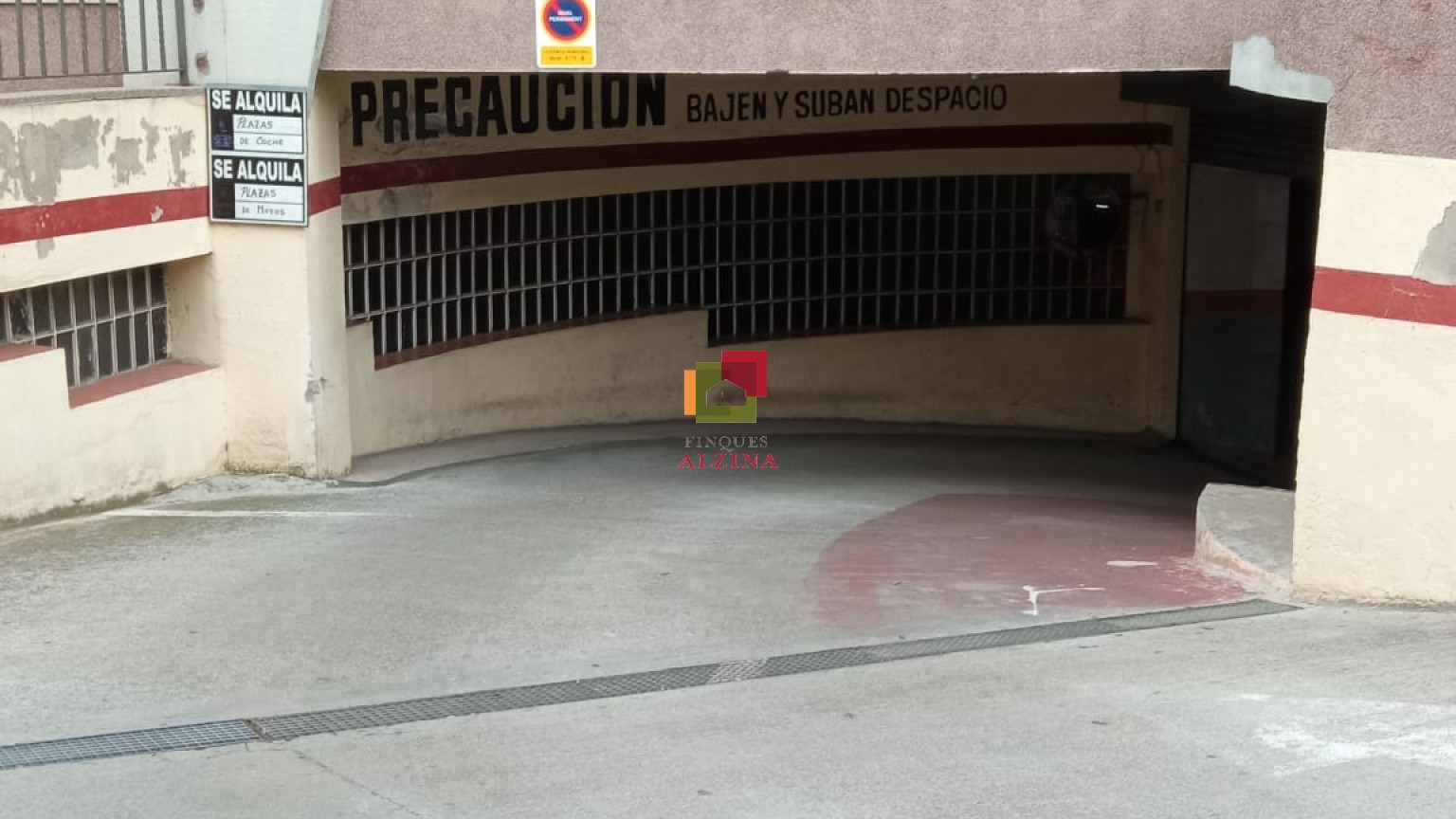 Aparca sense complicacions a Pubilla Casas