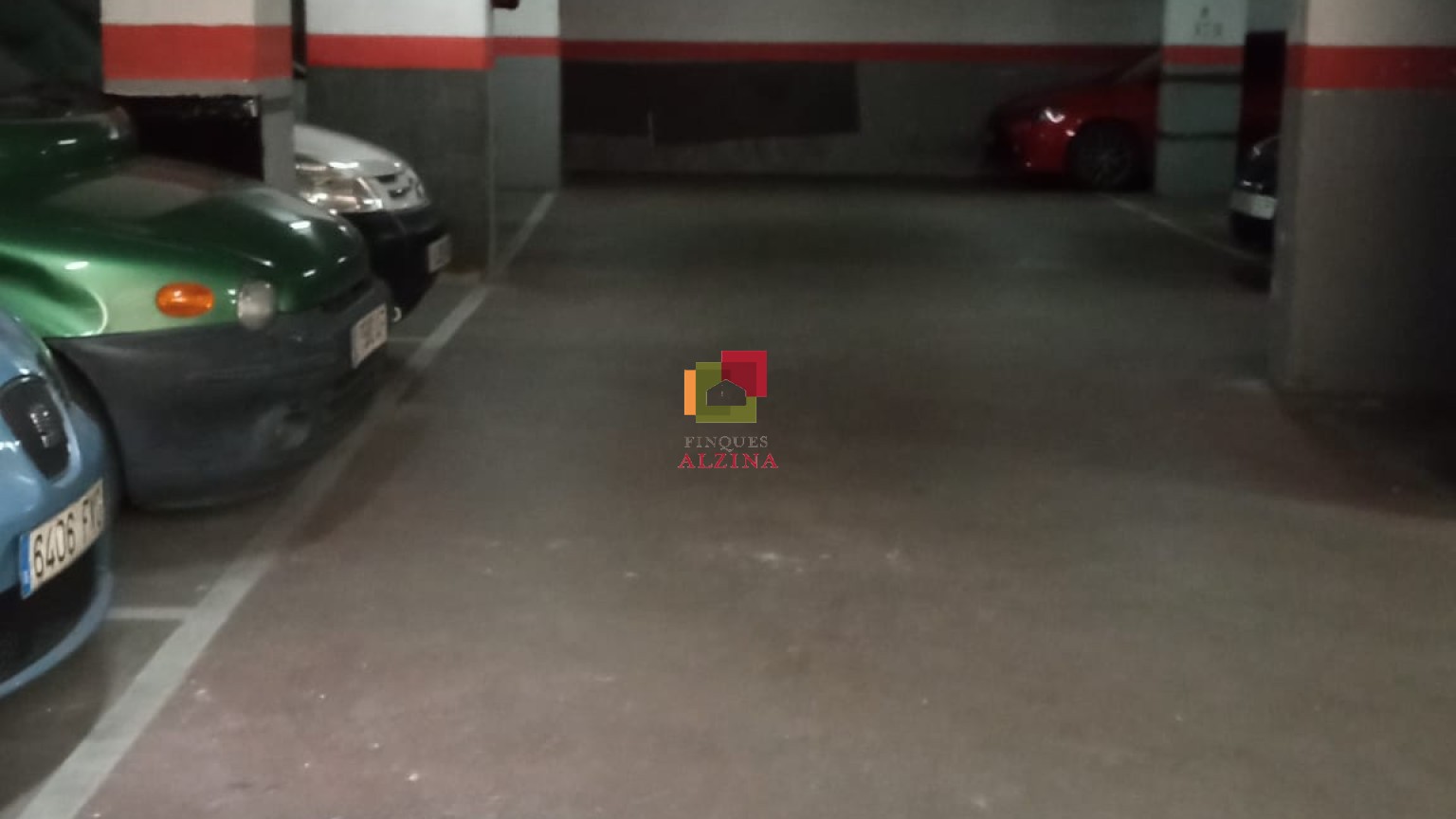 Aparca sense complicacions a Pubilla Casas