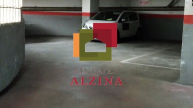 Aparca sense complicacions a Pubilla Casas