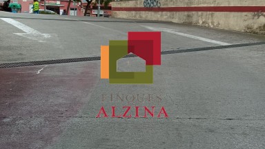 Aparca sense complicacions a Pubilla Casas