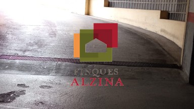 Aparca sense complicacions a Pubilla Casas