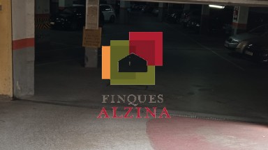 Aparca sense complicacions a Pubilla Casas