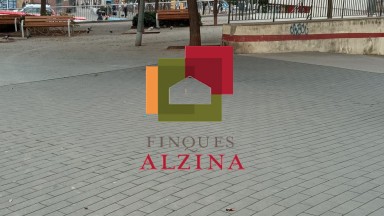Aparca sense complicacions a Pubilla Casas