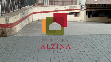Aparca sense complicacions a Pubilla Casas