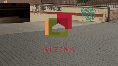 Aparca sense complicacions a Pubilla Casas